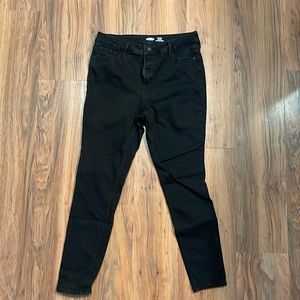 Old Navy Rockstar size 14